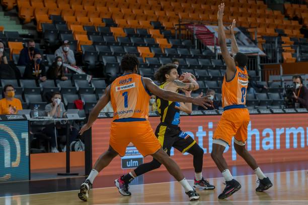 2年一举跻 2年一举跻