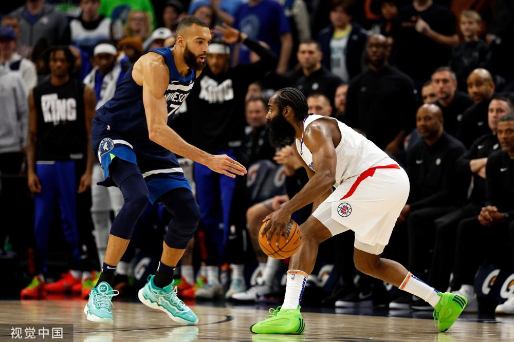 军还将谱写 军还将谱写